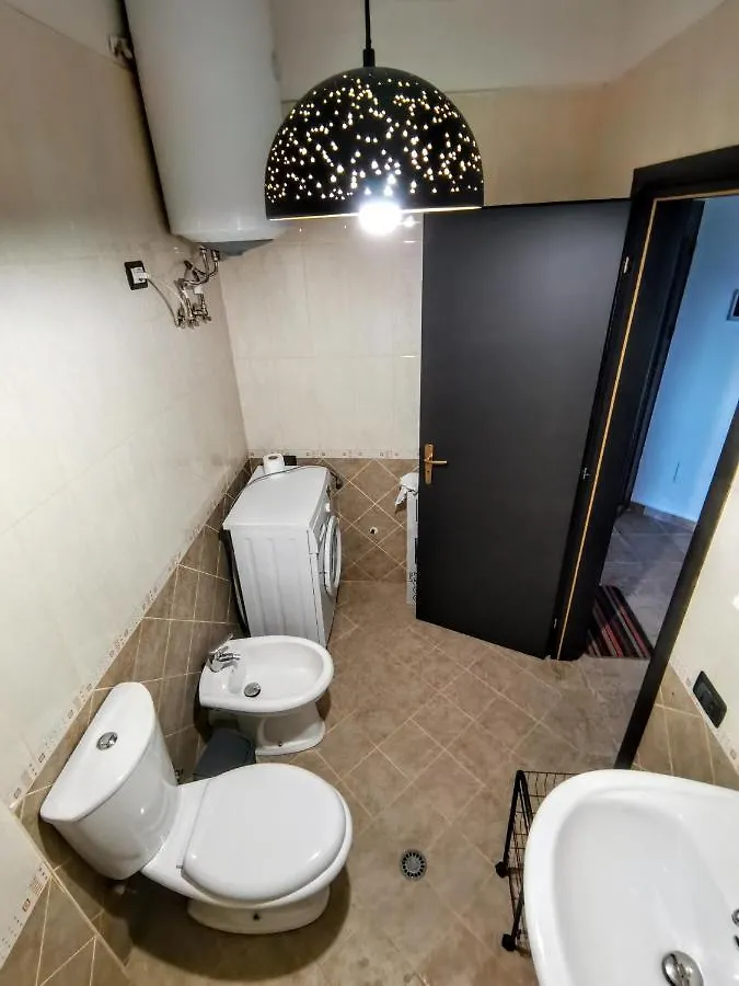Art Apartment Loft Дуррес