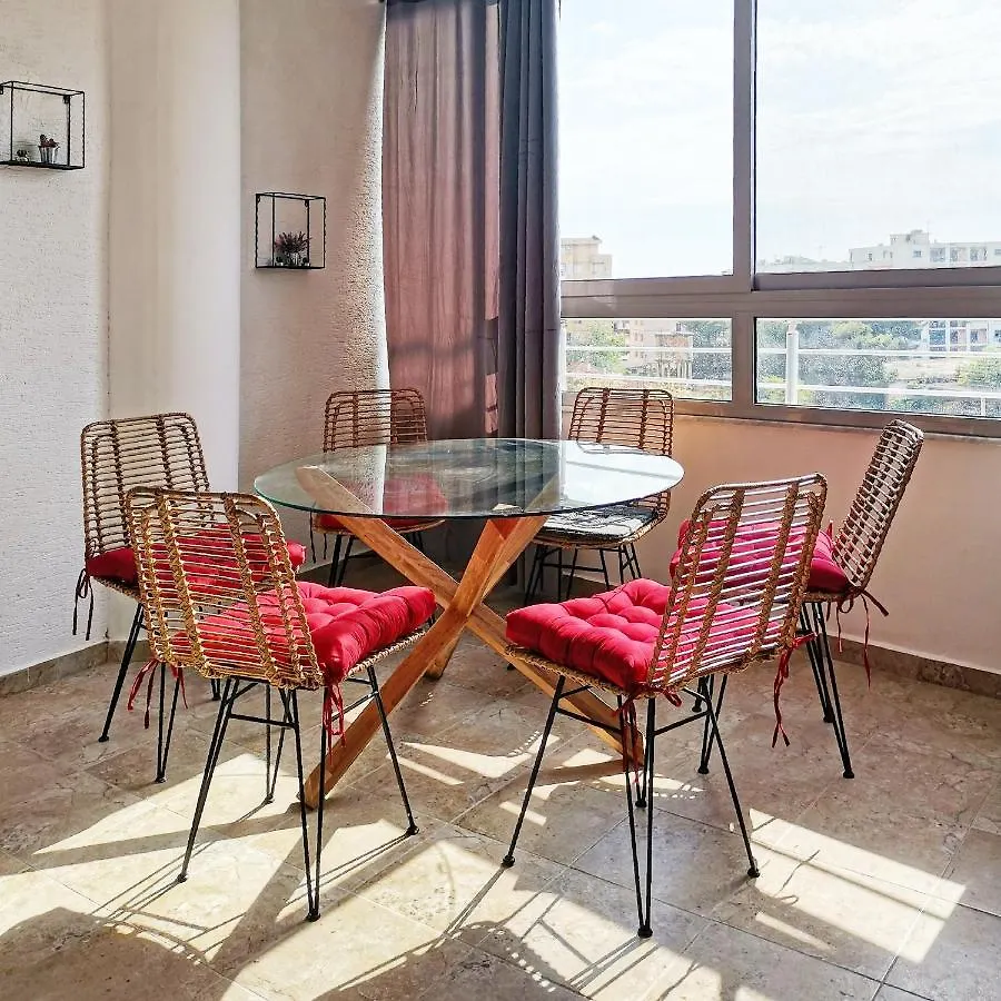 Art Apartment Loft Дуррес 0*,  Албания